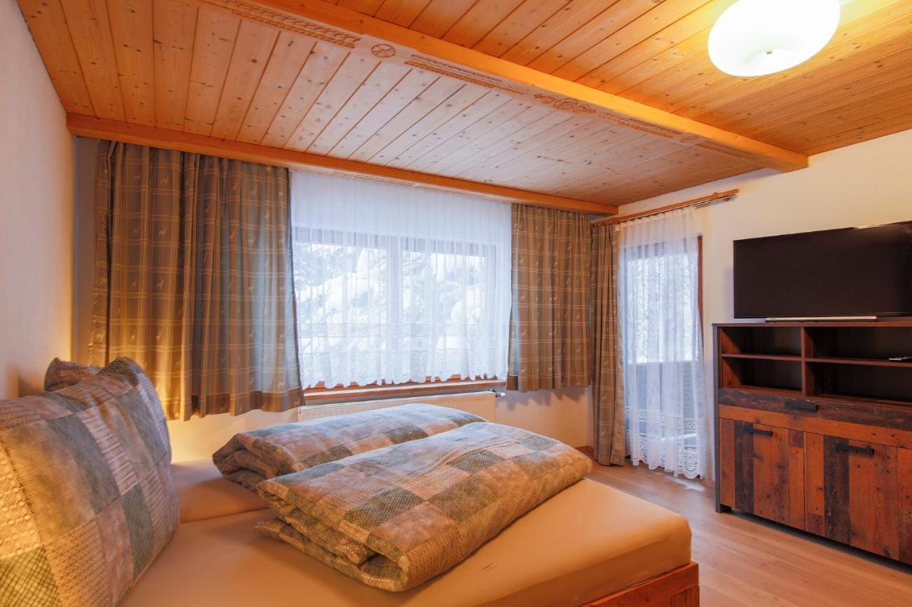 Gaestehaus Strauss Seefeld in Tirol Buitenkant foto